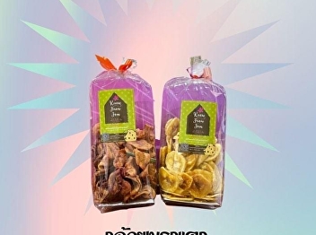 Banana chips: 45 baht