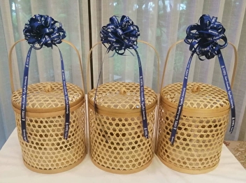 23 July 2022, Subdivision of business,
Suan sunandha palace hotel thank every
customers in trust of meal in chalom set
preparing to monks at Incsteel company
limited, Soi Charoen Rat 1 Bangkok