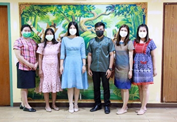 Bureau of Asset and Income supports the
Thai costume wearing every Friday.