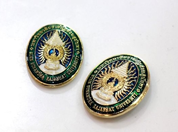 SSRU badge (female student): 30 baht