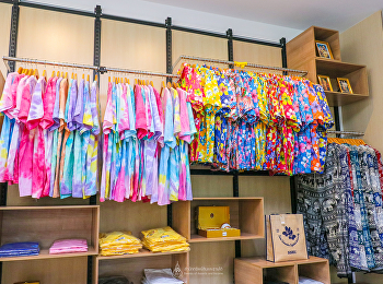 ต้อนรับสงกรานต์กับเสื้อลายดอก