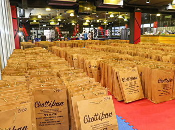 การรับชุดครุยวิทยฐานะและการเช่าชุดขอเฝ้า(สั่งตัดเฉพาะวันที่
19-21 พ.ค. 2566)